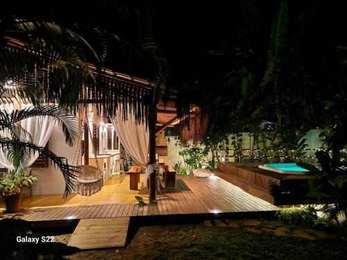 Mini Casa com Jacuzzi e Piscina