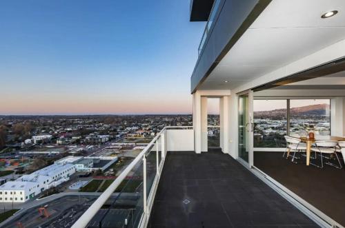 Sub-Penthouse on Gloucester - Highest rental in the South Island平面图