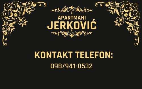 武科瓦尔APARTMANI JERKOVIĆ - DUNAV 1 - Premium的邀请一家金色餐厅