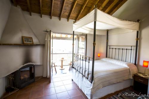 安贝里克斯传统农庄酒店客房内的一张或多张双层床