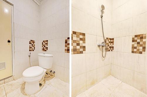 三宝垄Collection O 92864 Mitra Residence的浴室设有卫生间和淋浴,两幅图片