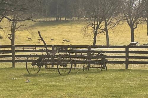 Bourbon Trail Cabin on the Farm平面图