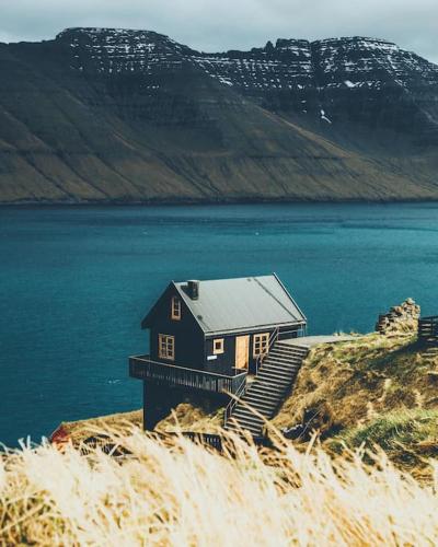 House by the sea and The Seal Woman