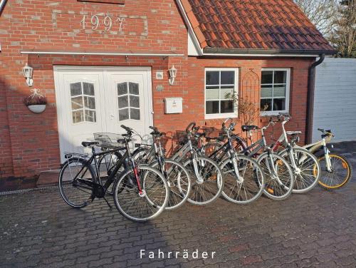 胡苏姆Nordseehaus Husum mit Fahrrädern的相册照片