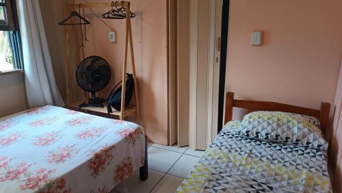 Pousada e Camping da Rhaiana - Ilha do Mel - PR客房内的一张或多张床位