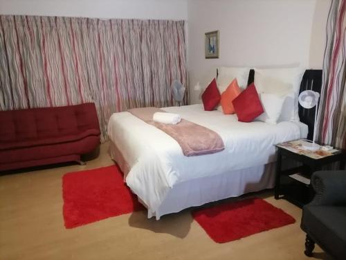 Ezamampondo Guest House客房内的一张或多张床位