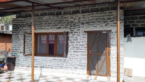 HIMALAYAN AAMA APARTMENT