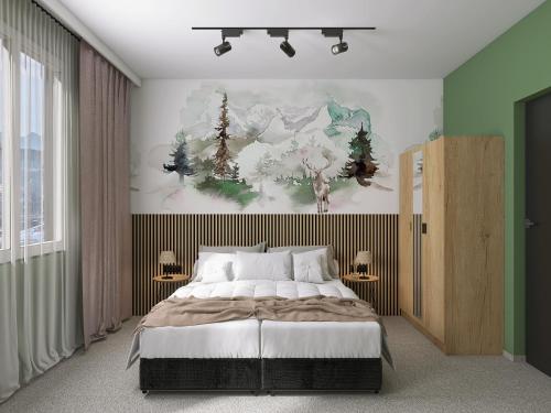 埃特罗波莱Hotel Etropol, Center Etropole的卧室配有一张大床,墙上挂有绘画作品