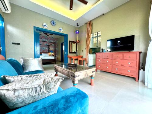 Villa Ginger with private pool Bang Tao的休息区