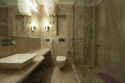 伍德城堡宾馆的一间浴室