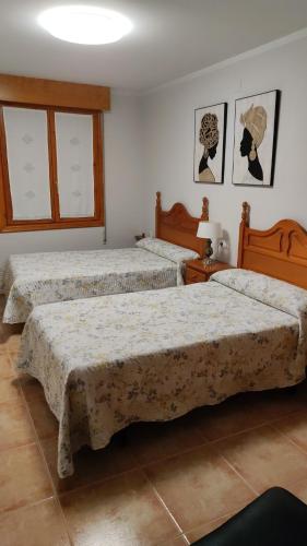 GrañónCasa Jacobea的两张床位 - 带两张西德西德西德西德床