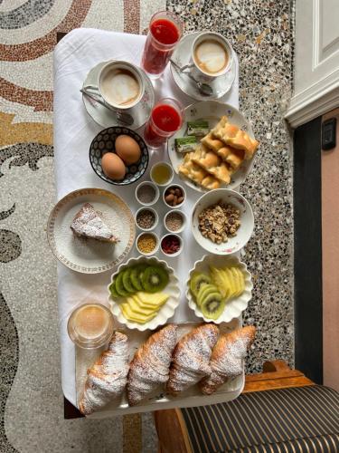 Villa Gelsomino Exclusive House提供给客人的早餐选择