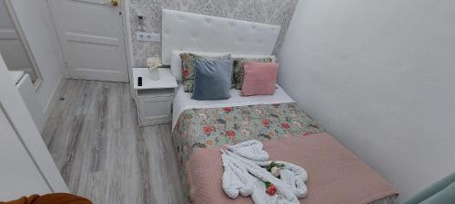米兰旅舍客房内的一张或多张床位