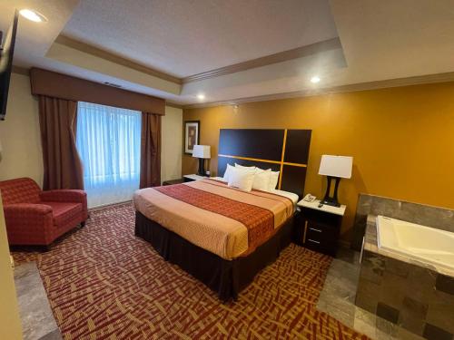 史密斯堡阿斯彭贝斯特韦斯特酒店的一间酒店客房 - 带一张床和一间浴室