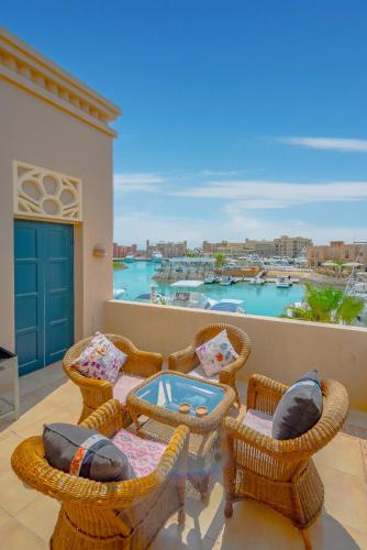 SeaView Penthouse with Roof in Marina El Gouna Egypt (Center)