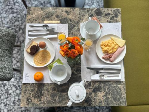 Dali Hôtel Montauban提供给客人的早餐选择