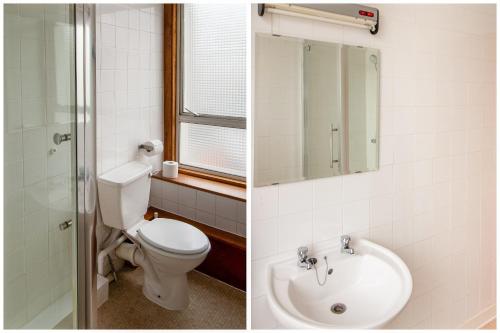 South BankOYO The Contractor Hotel的浴室的两张照片,配有卫生间和水槽