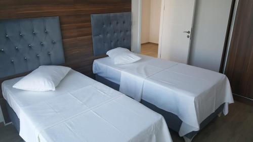 伊斯坦布尔天空港酒店客房内的一张或多张床位