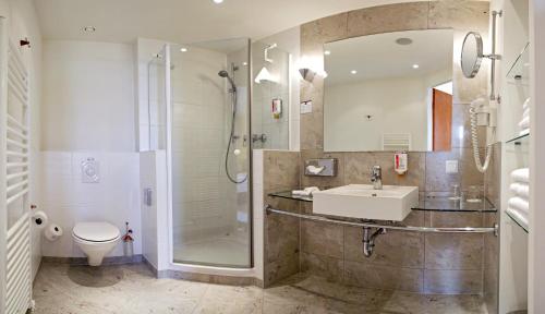 Best Western Premier Airporthotel Fontane BERlin的一间浴室