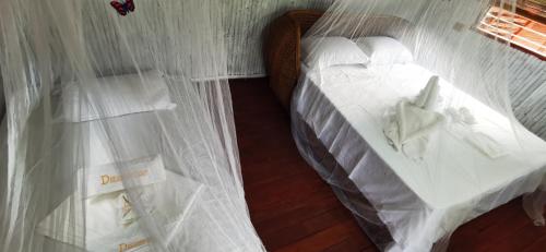 Dreamer Resort客房内的一张或多张床位