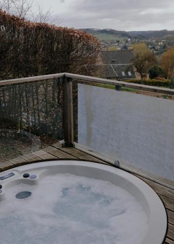 L'Escale Zen - Tiny House (Jacuzzi/Sauna)