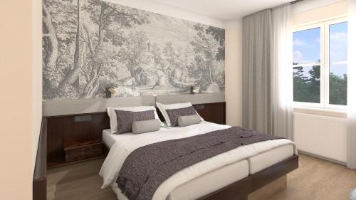 SchwörstadtBoutiquehotel Drei Ringe的卧室配有一张大床,墙上挂有绘画作品