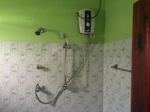 乌纳瓦图纳背包客旅馆 的一间浴室