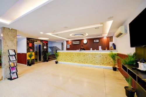 De Atlantis Inn Hotel Near Delhi Airport大厅或接待区