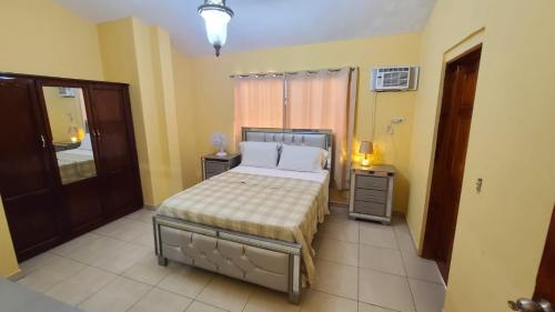 Super Two Bedroom Penthouse in Peguy-Ville