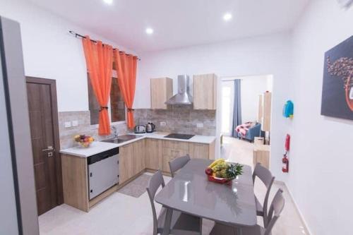 Gzira Centre Apartment - Close to the Sea平面图