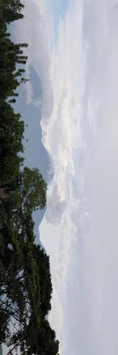 苏加武眉1Q rural的水中云天的反射