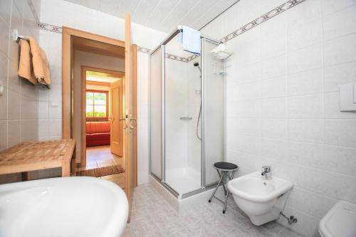 Garni des Alpes的一间浴室