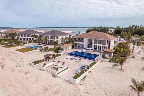 The Bahamas Beachfront Dream Villa平面图