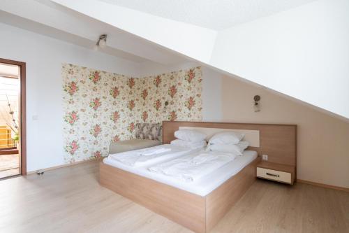 Faraway Aparthotel Near Vienna Airport with Anytime Self Check in平面图