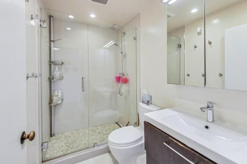 Roomy 2 Br1 Ba With Fabulous City Views平面图