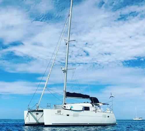 Yoli Catamarán - Lagoon 40 feet - All Inclusive - With professional Crew