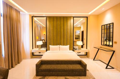 Pavilion Suites - Premium ApartHotel in Bahria Town