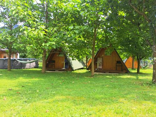 GLAMPING HIŠKe PETRIN