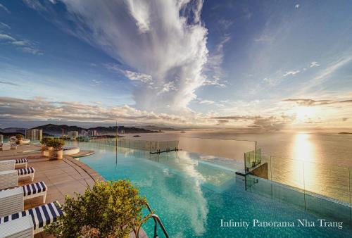 Infinity Panorama Oceanview Apartments