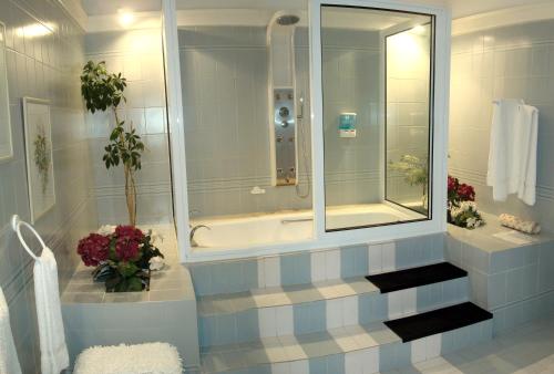 维拉杜巴奇酒店的一间浴室