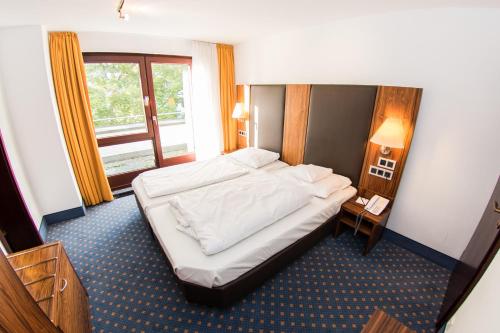 斯图加特Hotel Stuttgart 21的相册照片