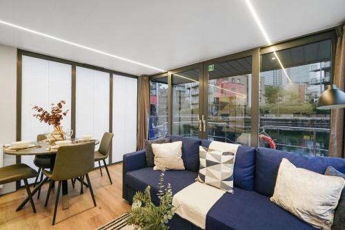 Water Lodge in London - Roof Terrace