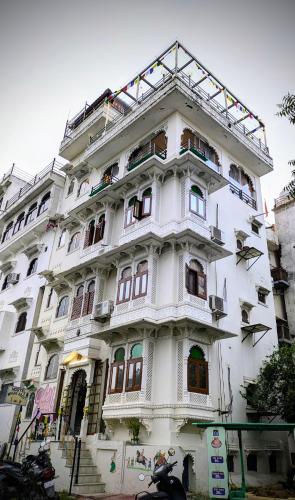 Whereabout Hostel Udaipur