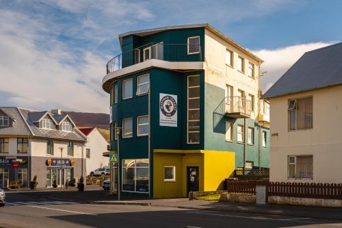 Westman Islands Inn