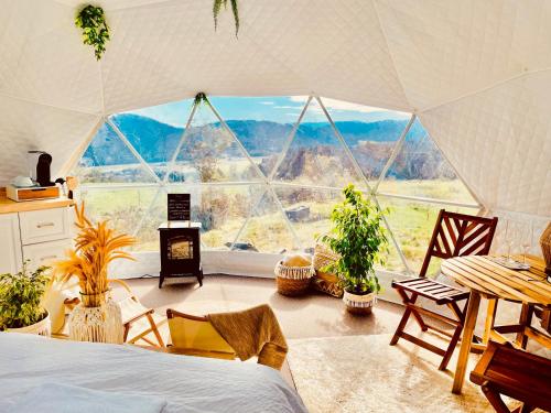 Glamping Hohe Wand - Kuppelzelt mit Whirlpool & Panoramafenster