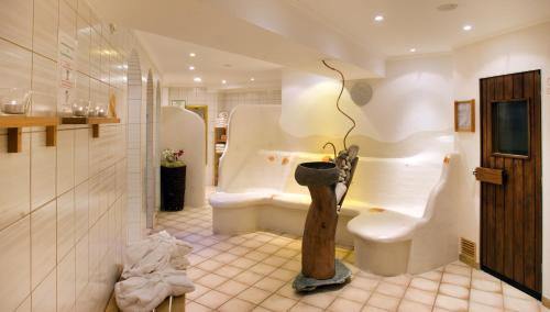 Hotel Berghof的一间浴室
