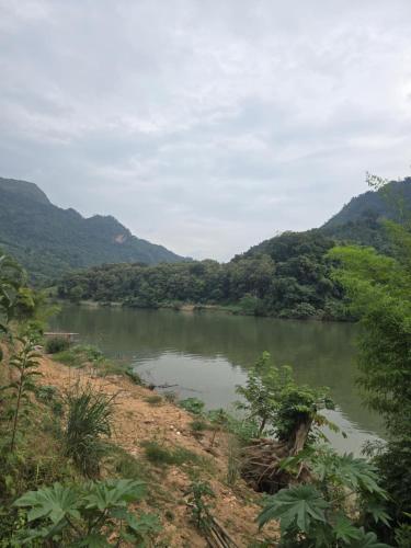 The View Nong Khiaw Guesthouse