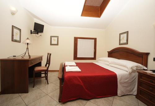 Hotel Ristorante Regina客房内的一张或多张床位