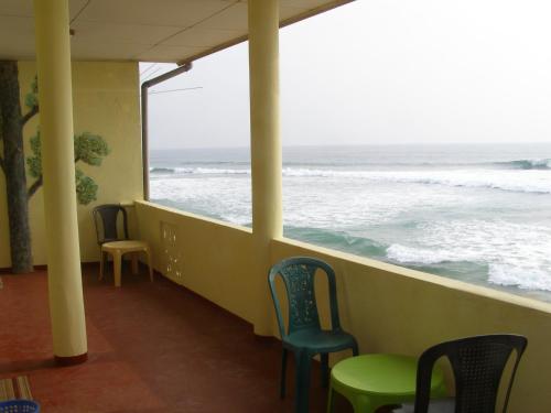 希克杜沃班杜拉海滩宾馆的相册照片