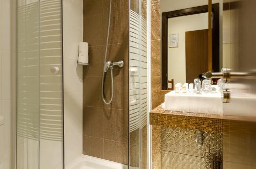 杜阿斯纳克斯酒店的一间浴室